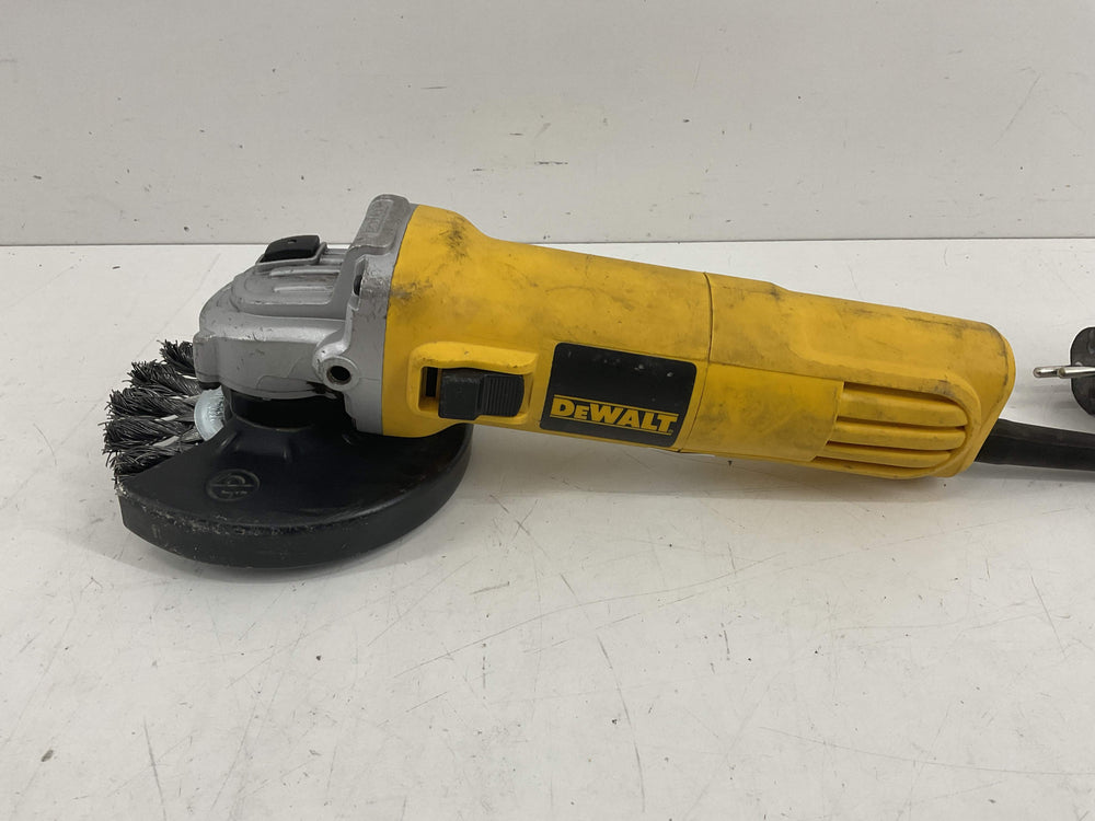 Radial Dewalt dwe4117 de segunda mano · Amoladoras — Con uso