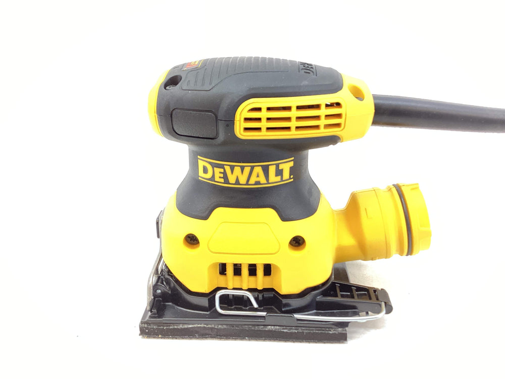 Lijadora Orbital Dewalt dwe6411 de segunda mano · Lijadoras — Como nuevo