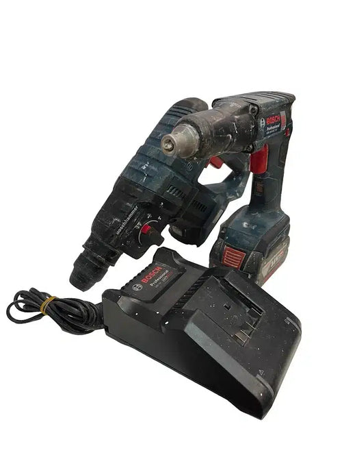 Atornillador Bosch GSR 18 V-EC TE + Martillo GBH 18V-21 + 1 Batería 18v 4.0aH + Cargador — Verificado de segunda mano · Atornilladores — Bueno