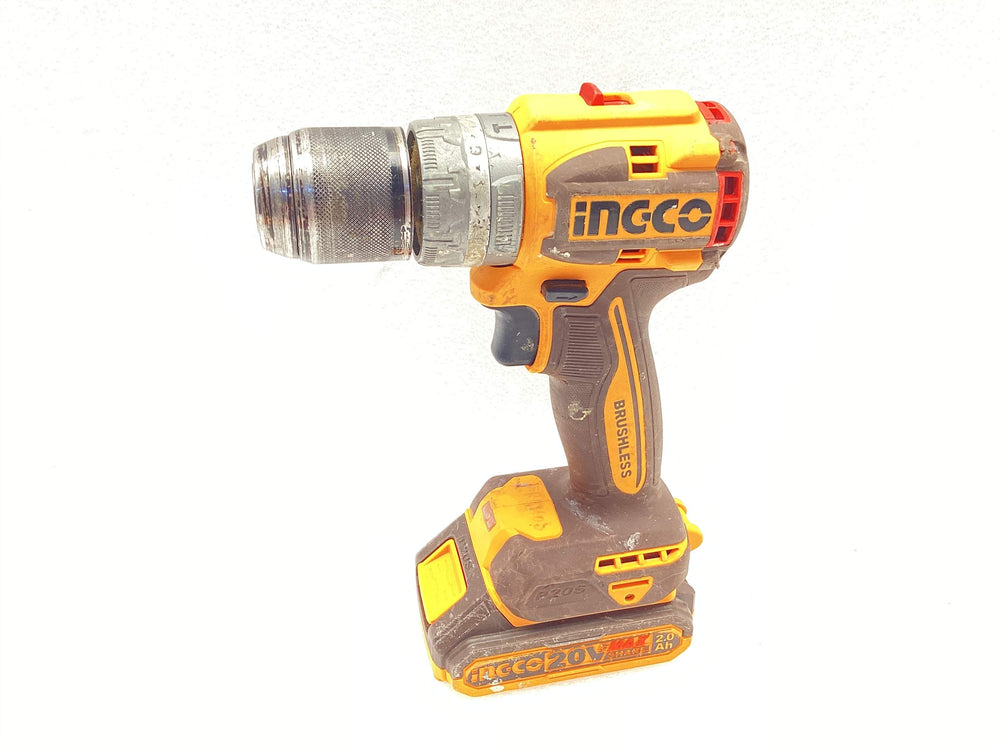 Taladro a Bateria Ingco cid120602 de segunda mano · Taladros — Con uso