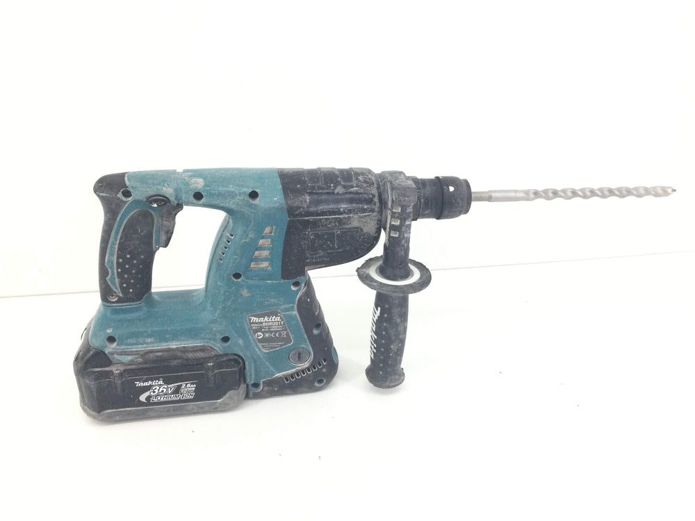 Martillo a Bateria Makita bhr261t de segunda mano · Martillos y percutores — Con uso