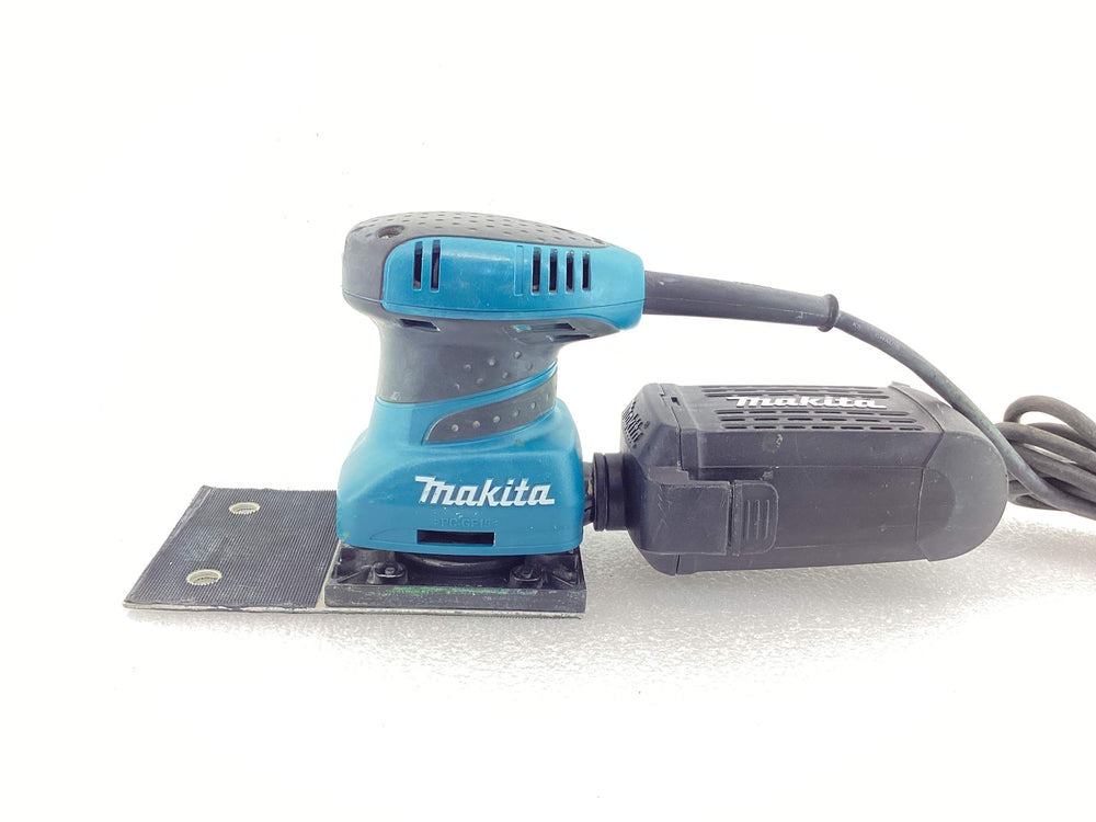 Lijadora Orbital Makita bo4566 de segunda mano · Lijadoras — Con uso