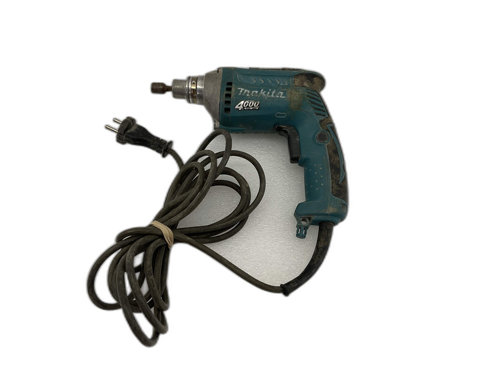 Punzonadora Makita fs4200 de segunda mano · Amoladoras — Con uso