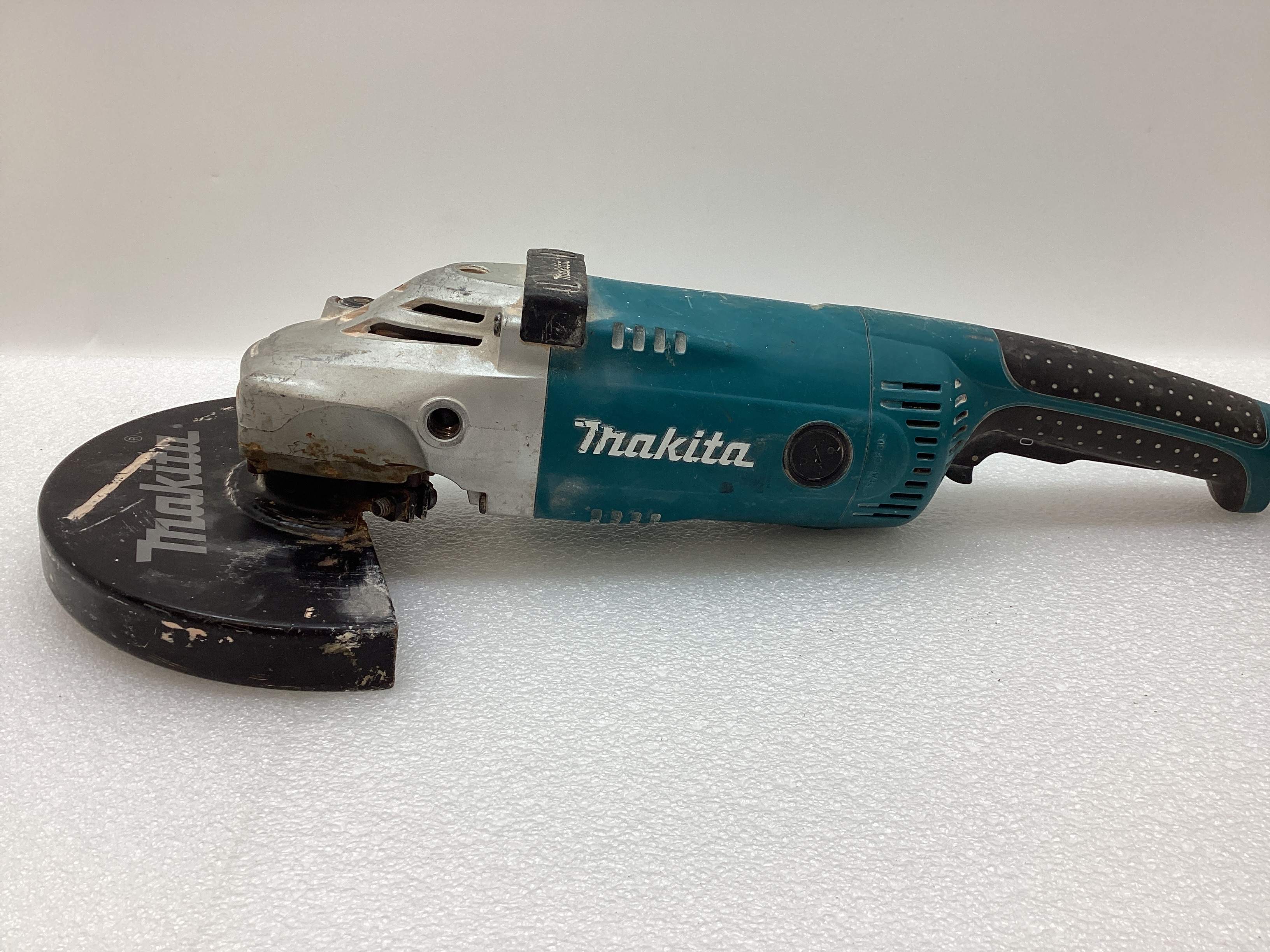 Radial Makita ga9020s de segunda mano · Amoladoras — Con uso