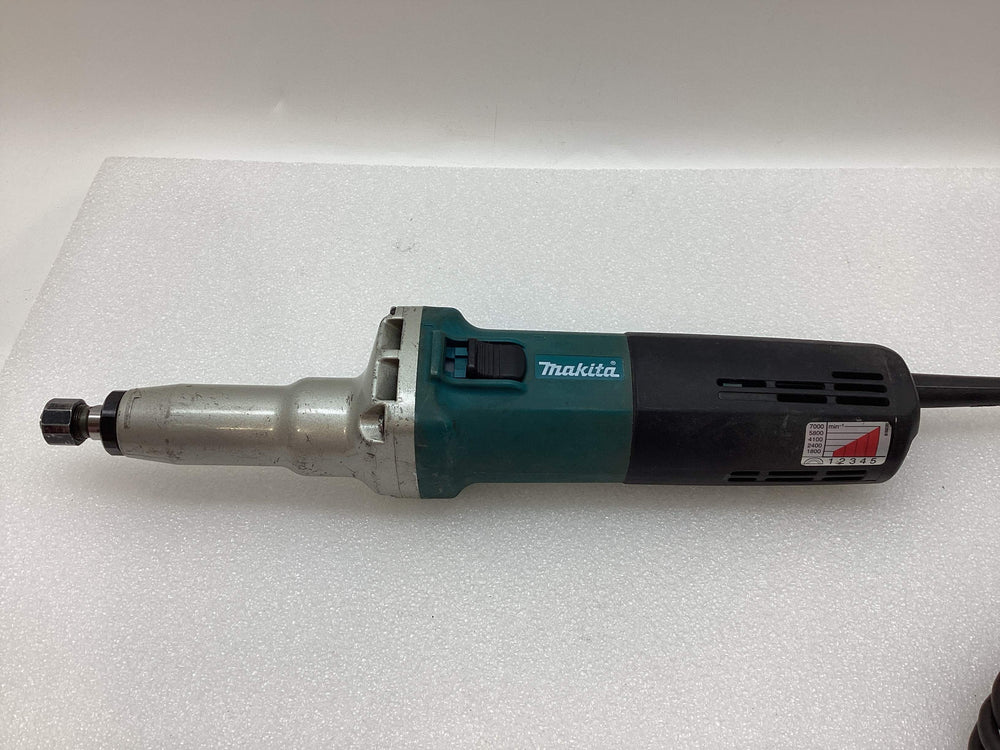Rozadora Makita gd0810c de segunda mano · Amoladoras — Revisado