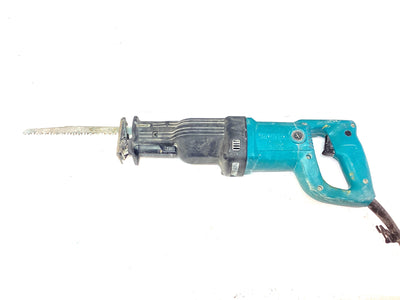 Sierra Sable Makita jr3030 de segunda mano · Sierras — Con uso