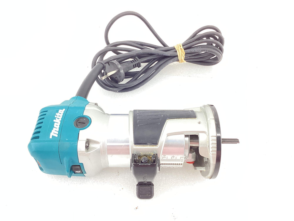 Fresadora Makita rt0702c de segunda mano · Fresadoras — Revisado