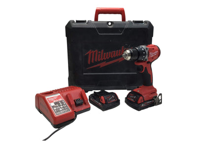 Taladro Electrico Milwaukee m18 blpdrc-202c de segunda mano · Taladros — Bueno