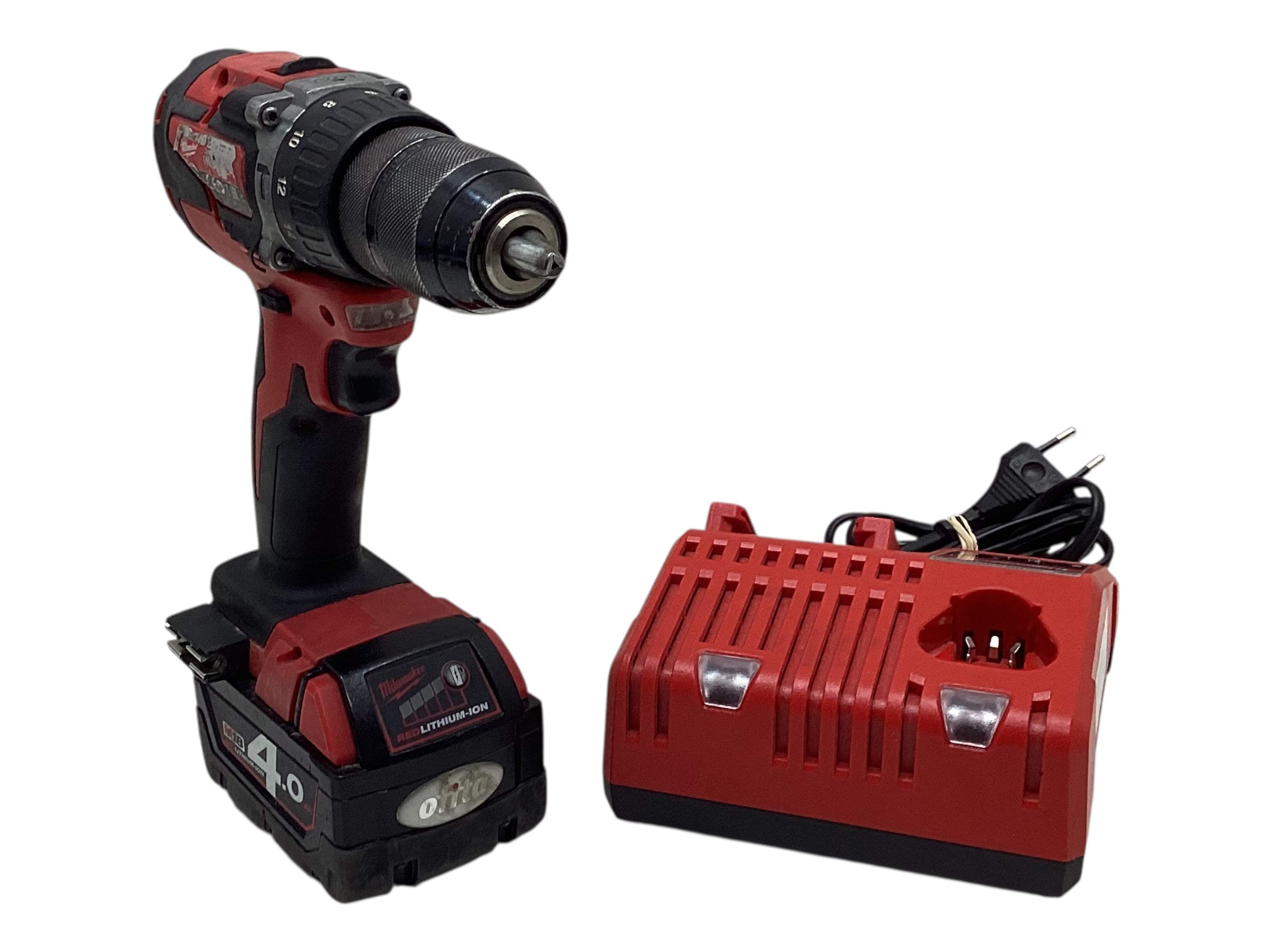Taladro a Bateria Milwaukee m18 Cblpd de segunda mano · Taladros — Con uso