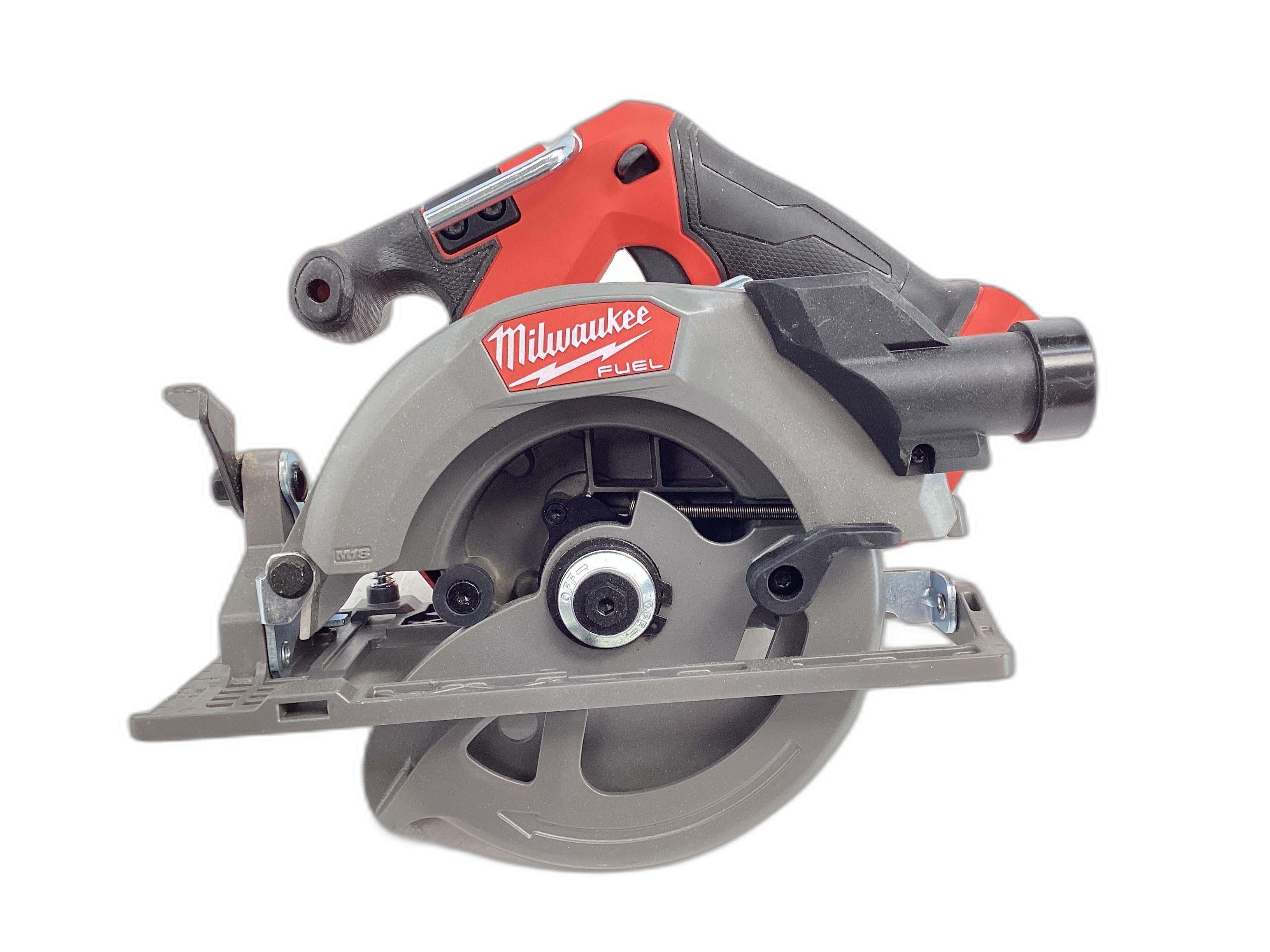 Sierra Circular Milwaukee m18 fcs552-0x de segunda mano · Sierras — Revisado