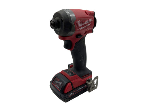 Atornillador a Bateria Milwaukee m18 Fid 3 de segunda mano · Atornilladores — Revisado