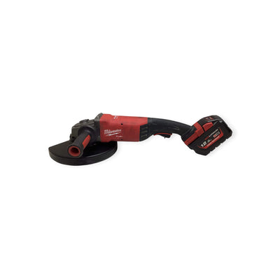 Radial Milwaukee m18 flag230xpdb de segunda mano · Amoladoras — Bueno