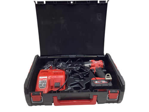 Atornillador a Bateria Milwaukee m180fmtiw2f12 de segunda mano · Atornilladores — Revisado