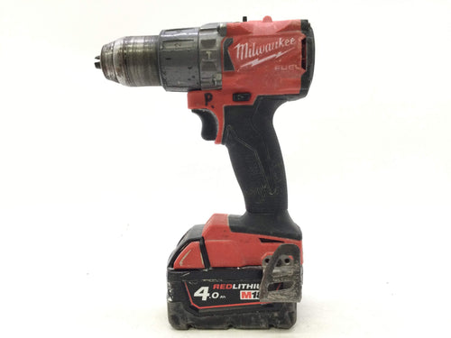 Atornillador a Bateria Milwaukee m18fpd2 de segunda mano · Atornilladores — Con uso