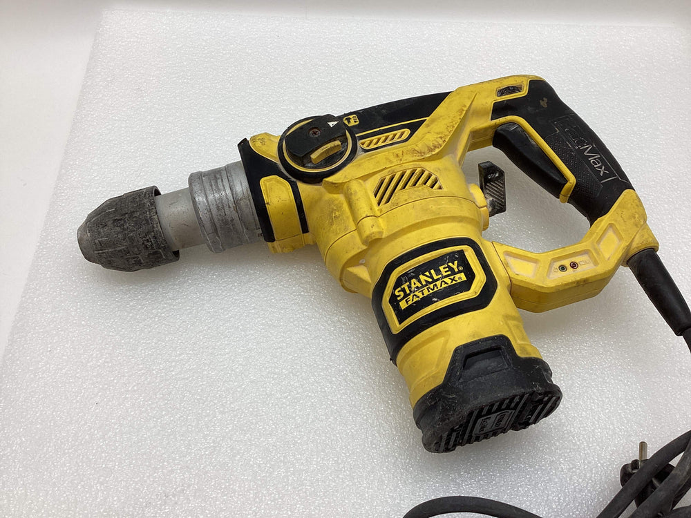 Martillo Electrico Stanley Fatmax 3.5j de segunda mano · Martillos y percutores — Con uso