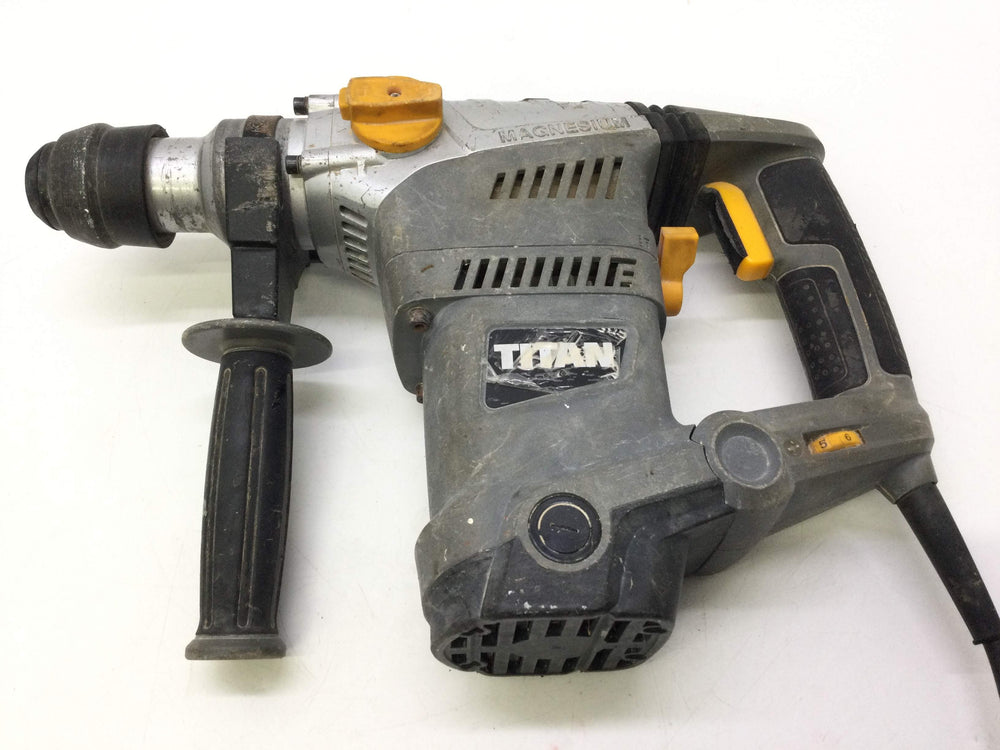Martillo Electrico Titan ttb653sds de segunda mano · Martillos y percutores — Con uso